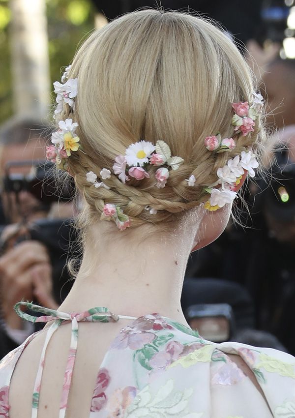 elle fanning flores