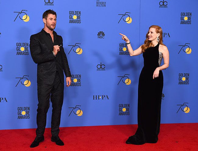 chris hemsworth jessica chastain globos oro 2018