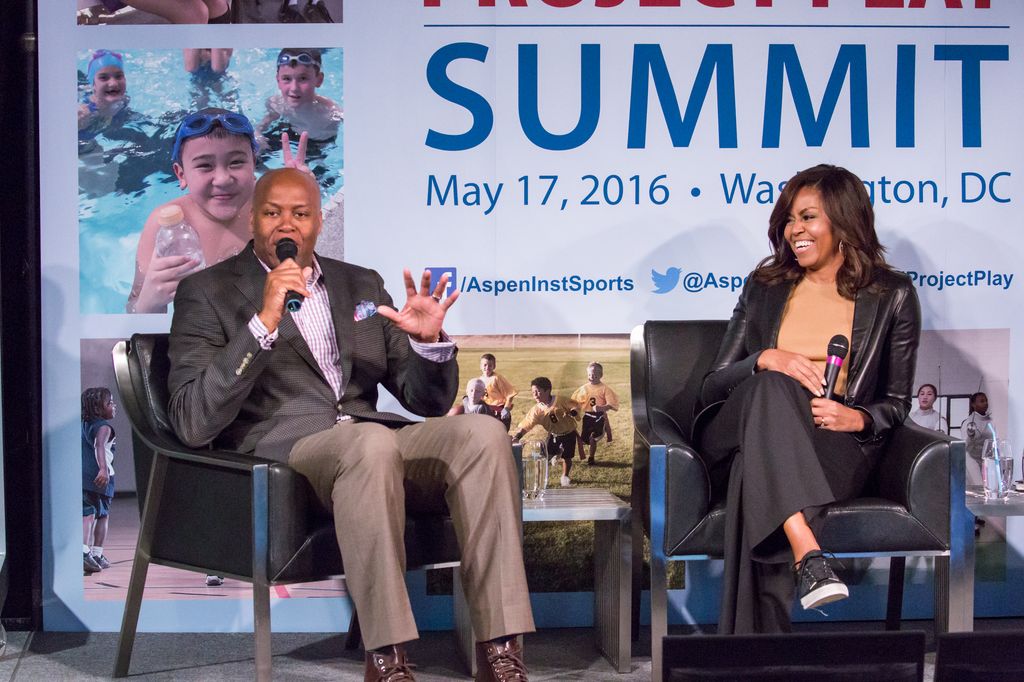 Michelle Obama y su hermano Craig Robinson