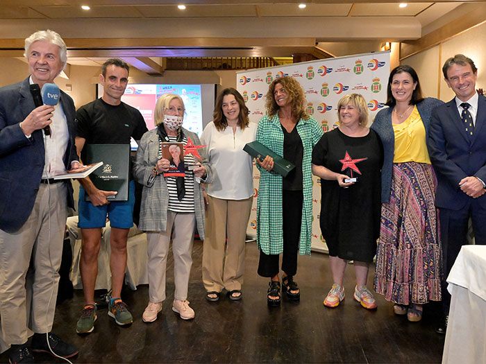 Imagen de la comida de presentación del Torneo María de Villota 