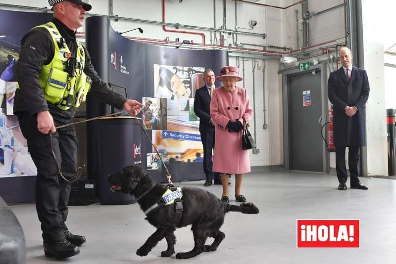 Reina Isabel II y duque de Cambridge