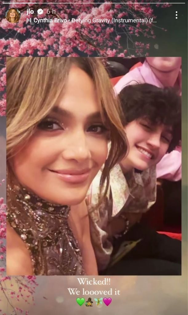 Jennifer Lopez disfrutó 'Wicked' junto a su hija Emme Muñiz.