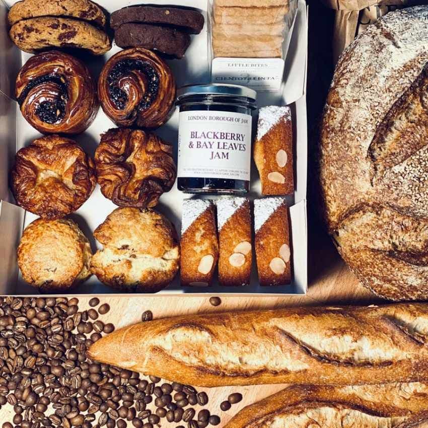 Productos de Ciento Teintaº, una de las últimas panaderías de autor de Madrid en los barrios de Chamartín y Salamanca.