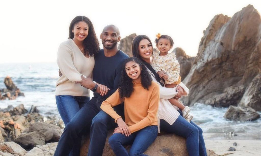 Kobe, Vanessa Bryant family at Christmas 2018