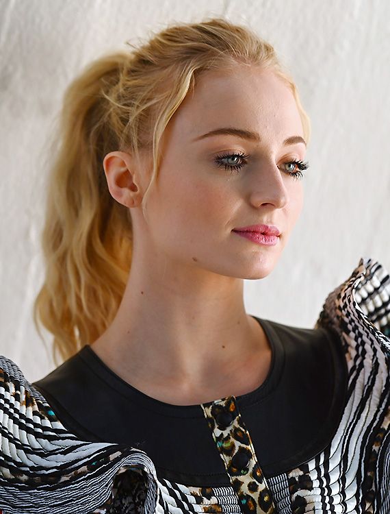 sophie turner peinados pelo fino 5a