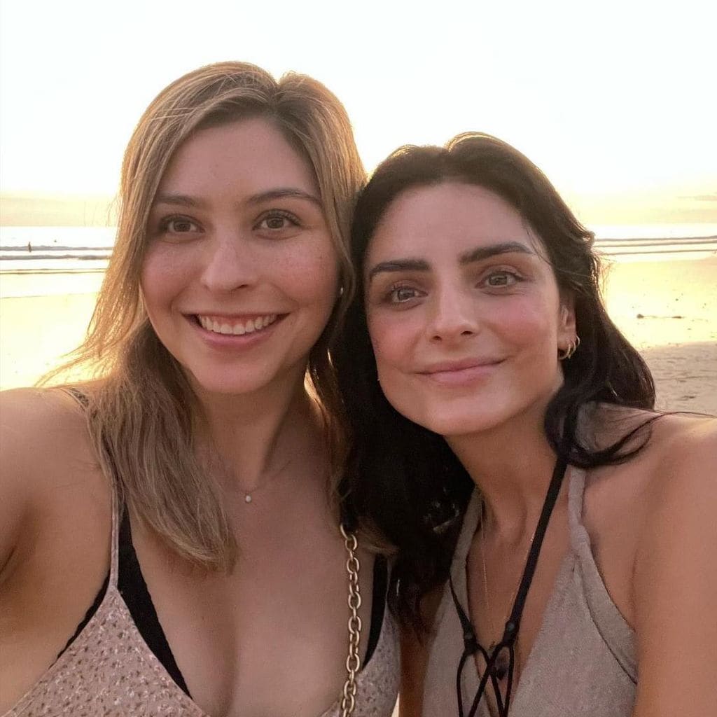 aislinn derbez y su hermana mich aguilera