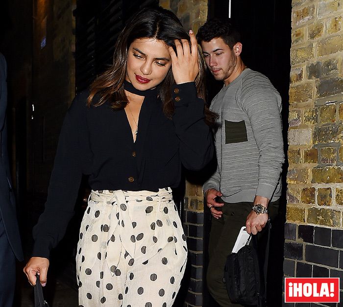 Nick Jonas y Priyanka Chopra se comprometen tras dos meses juntos