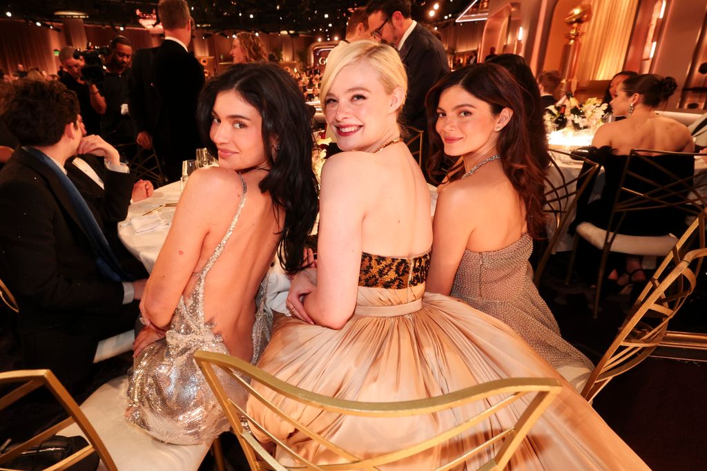 Kylie Jenner, Elle Fanning y Monica Barbaro en los Globos de Oro 2025