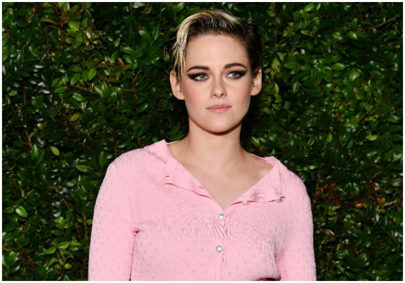 Kristen Stewart offline celebs no tienen redes sociales 05