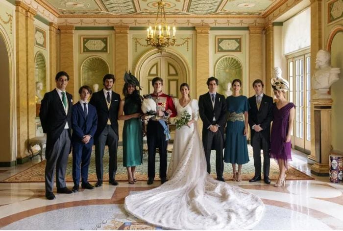 Foto oficial de la boda de los condes de Osorno