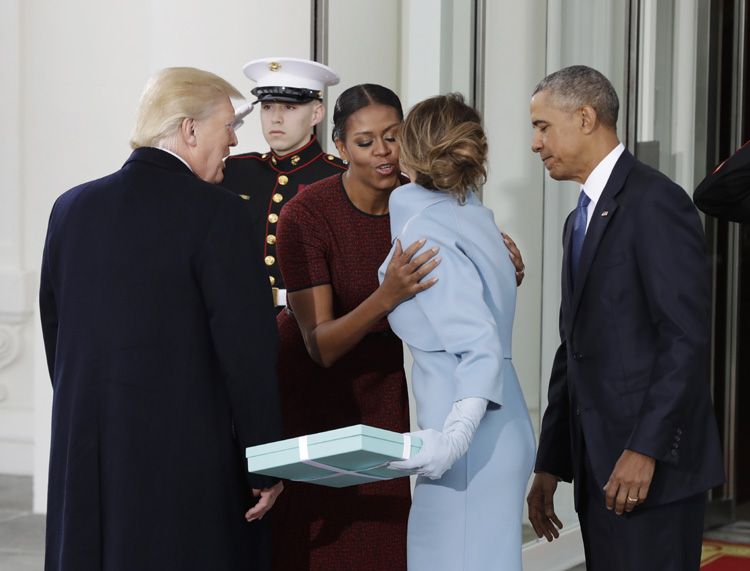 Donald y Melania Trump con Barack y Michelle Obama