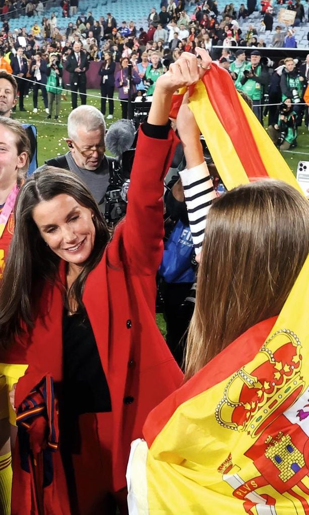 HO4126 Reina Letizia Mundial