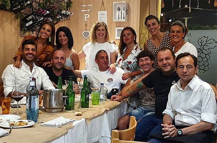 Miguel Torres, uno más entre los amigos de siempre de Paula Echevarría