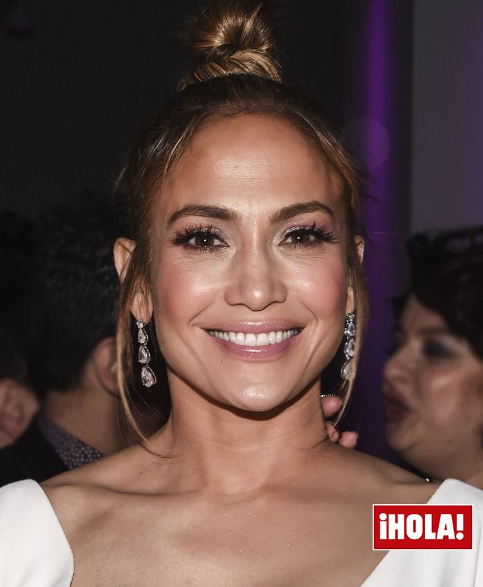 jennifer-lopez-marca-maquillaje