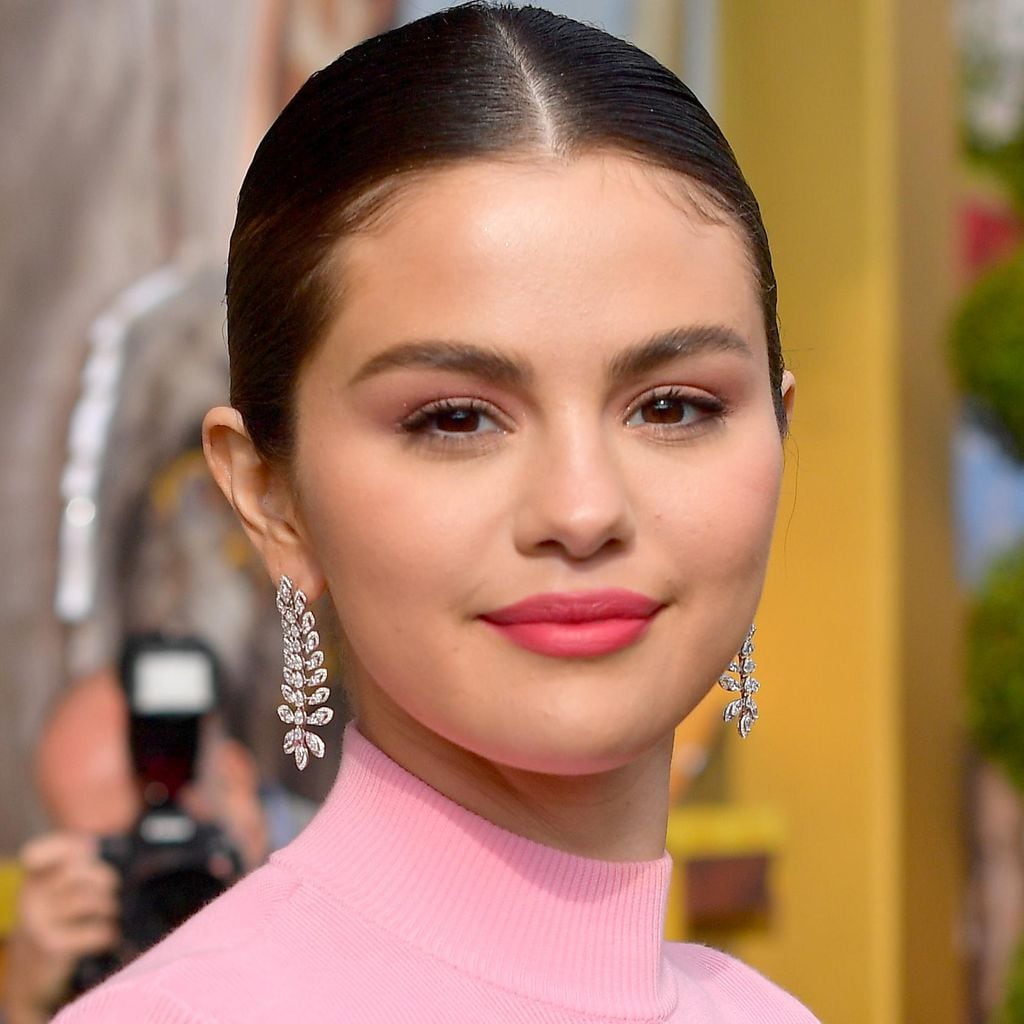 selena gomez se suma a la tendencia del baby hair