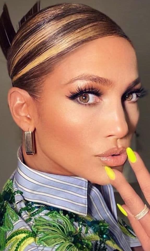 Jennifer Lopez impone las mechas chunky entre los looks de la temporada