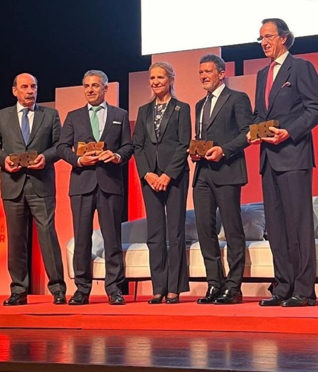 Antonio Banderas con un grupo de empresarios andaluces 