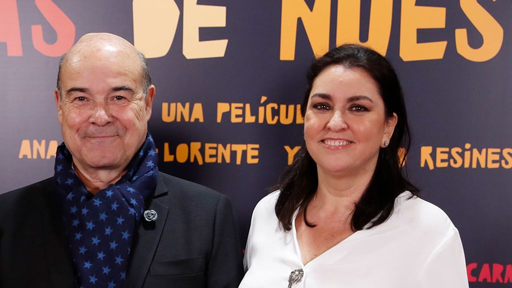 Antonio Resines junto a su mujer