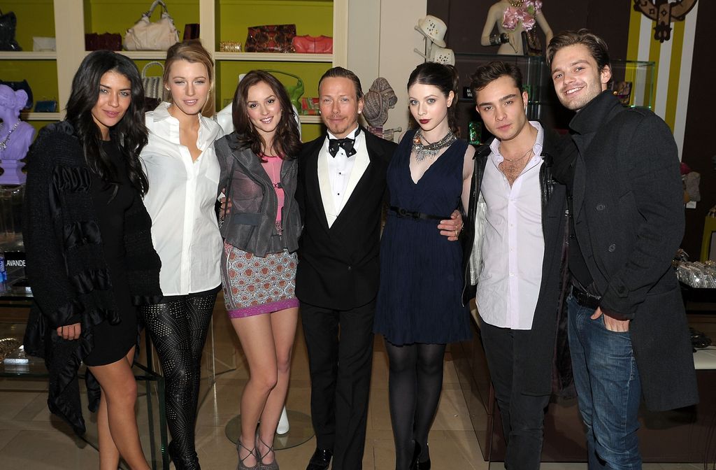 Jessica Szohr, Blake Lively, Leighton Meester, el diseñador Eric Daman,  Michelle Trachtenberg, Ed Westwick y Sebastian Stan.