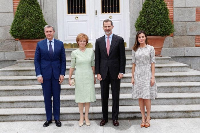 Los reyes don Felipe y doña Letizia con Margarita y Radu de Rumanía