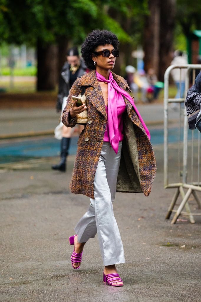 Tweed Coco Chanel street style 