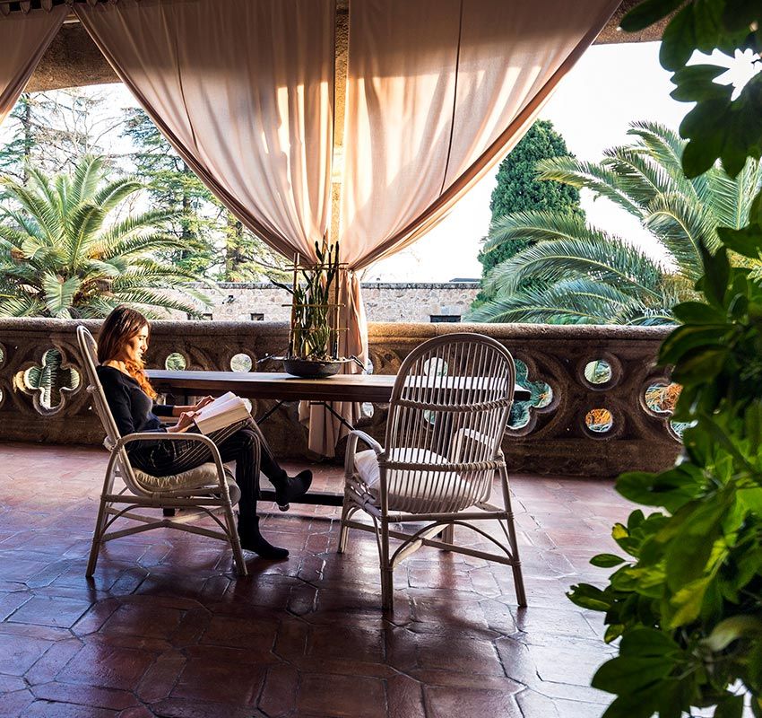 Terraza en la galería Imperial del Pardor de Jarandilla de la Vera en Extremadura