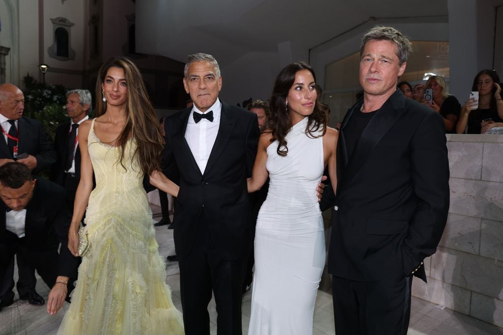 Amal Clooney, George Clooney, Brad Pitt e Ines de Ramon en el Festival de Venecia