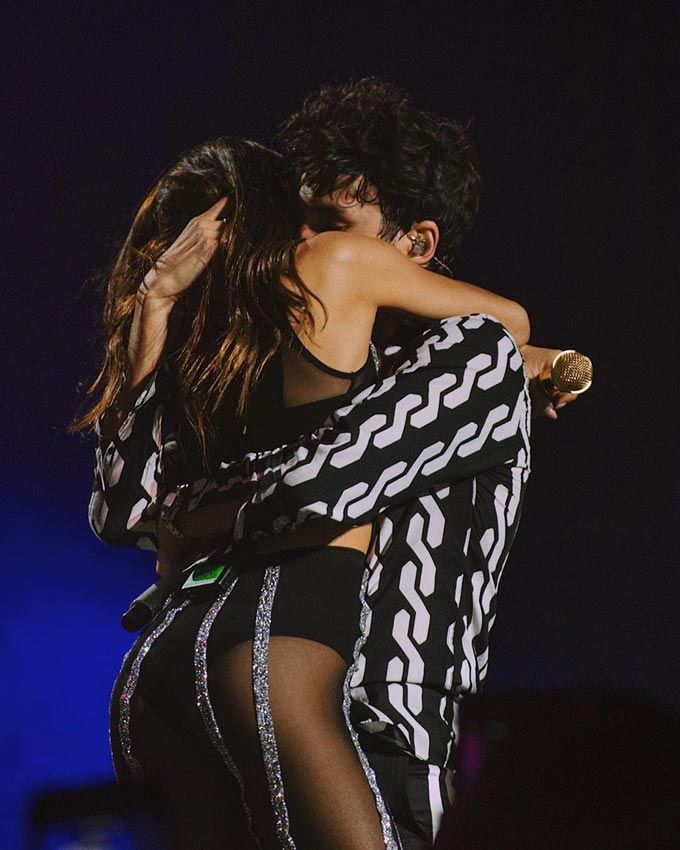 Sebastián Yatra y Tini Stoessel