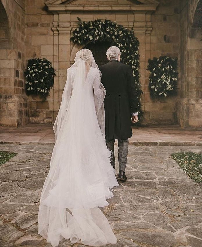 Lucía Villalón dedica un bonito mensaje a su hermana tras su boda