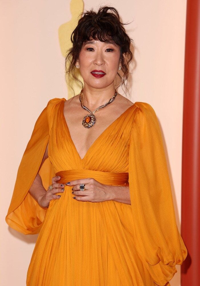 Sandra Oh a  a