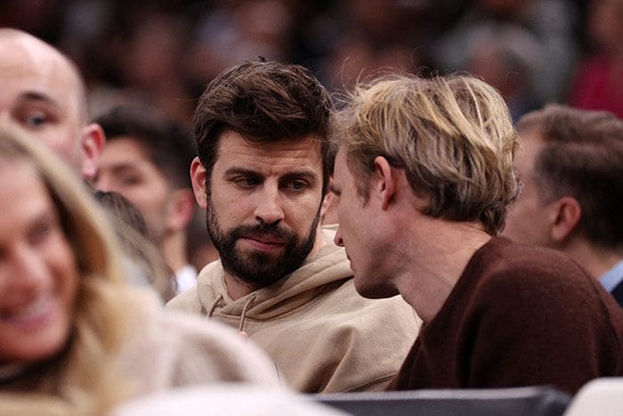 Gerard Piqué en el baloncesto en París