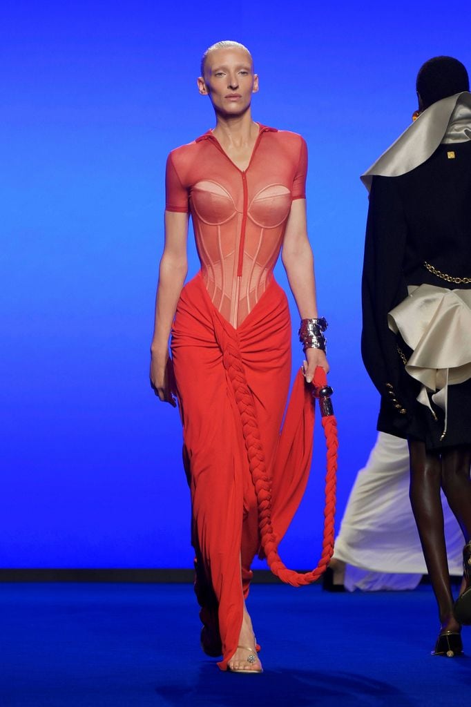 Paris Fashion Week: Schiaparelli Primavera/Verano 2025