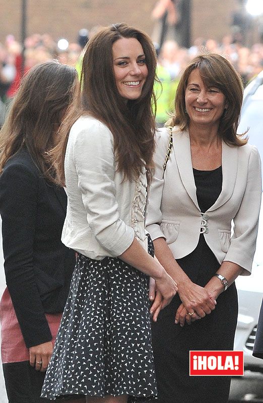 ¡Por todo lo alto! Carole Middleton cumple 65 años y lo celebra con una impresionante tarta personalizada