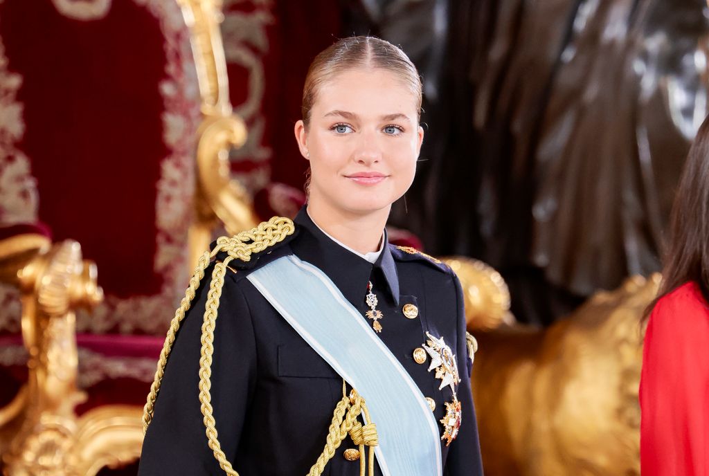 Princesa Leonor en la recpeción en el Palacio Real del 12 de octubre de 2024