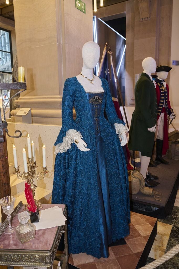 Una de las piezas estrellas de 'Outlander: la exposición' es este vestido de fiesta que lució Claire