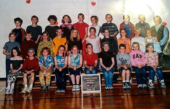 Justin Bieber junto con sus compañeros de colegio 