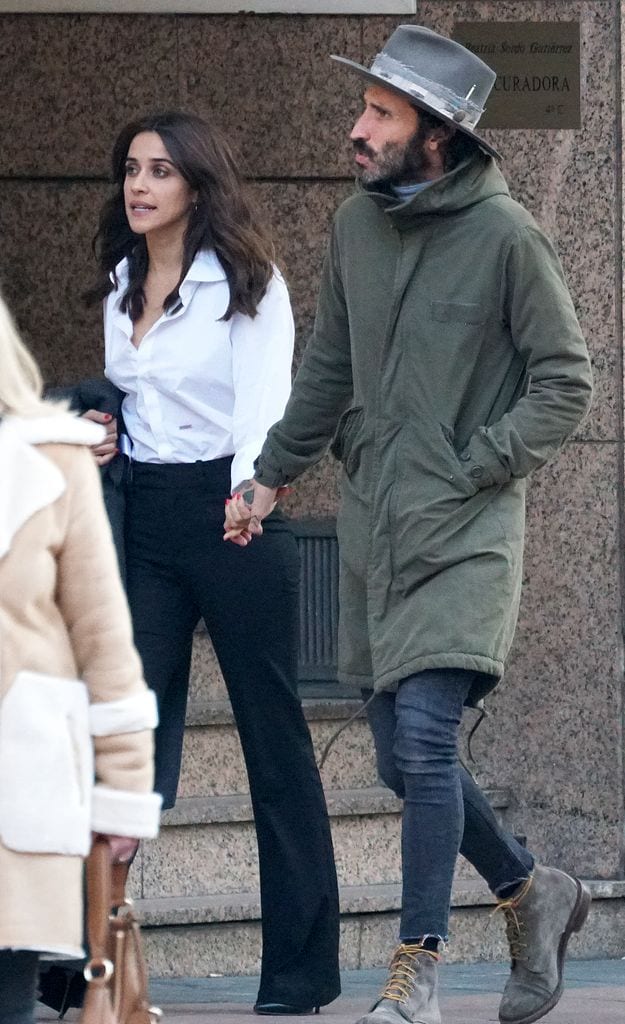 Singer Leiva and actress Macarena Garcia in Madrid on Tuesday 05 November 2019. En la foto paseando de la mano