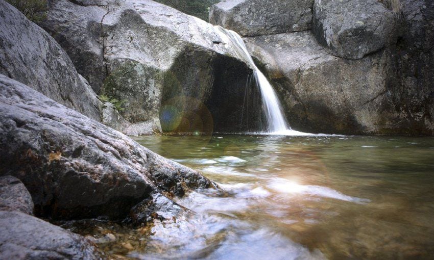 pozas para el bano en el alto manzanares en la sierra de guadarrama madrid