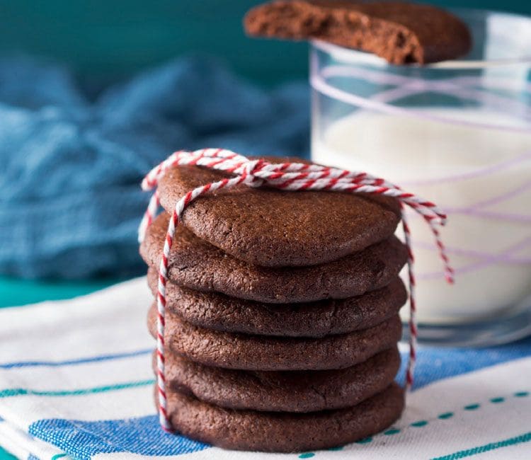 Galletas de chocolate y avellana