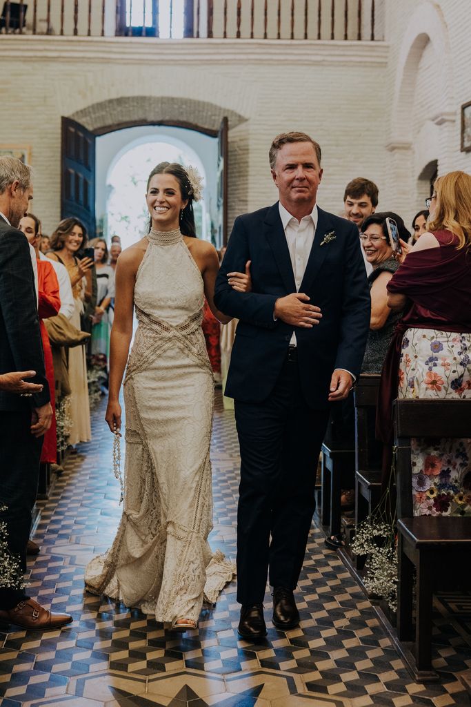 La boda en Uruguay de Margarita y Bautista ceremonia religiosa