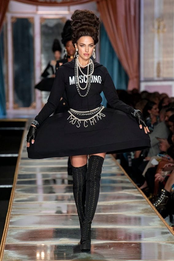 moschino014a