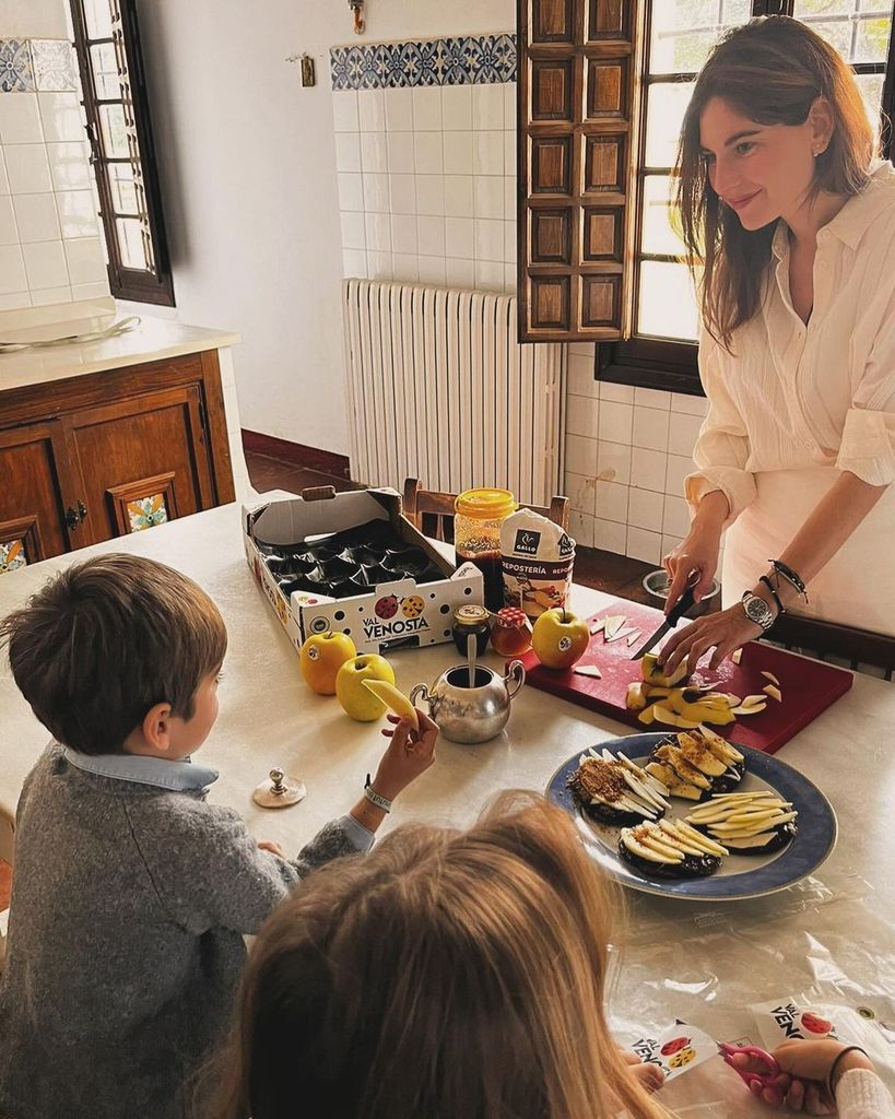 Lourdes Montes con sus hijos