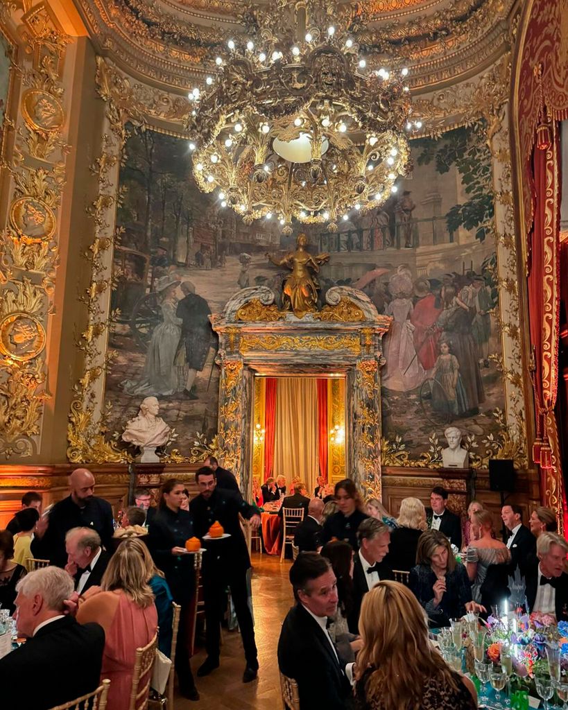 El banquete en el Grand Foyer de la Opéra-Comique