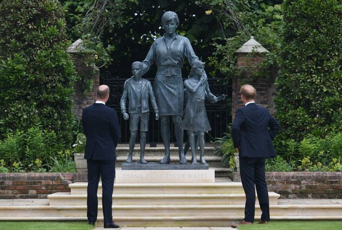 Con motivo del 60 cumpleaños de Diana, sus hijos inauguraron esta estatua