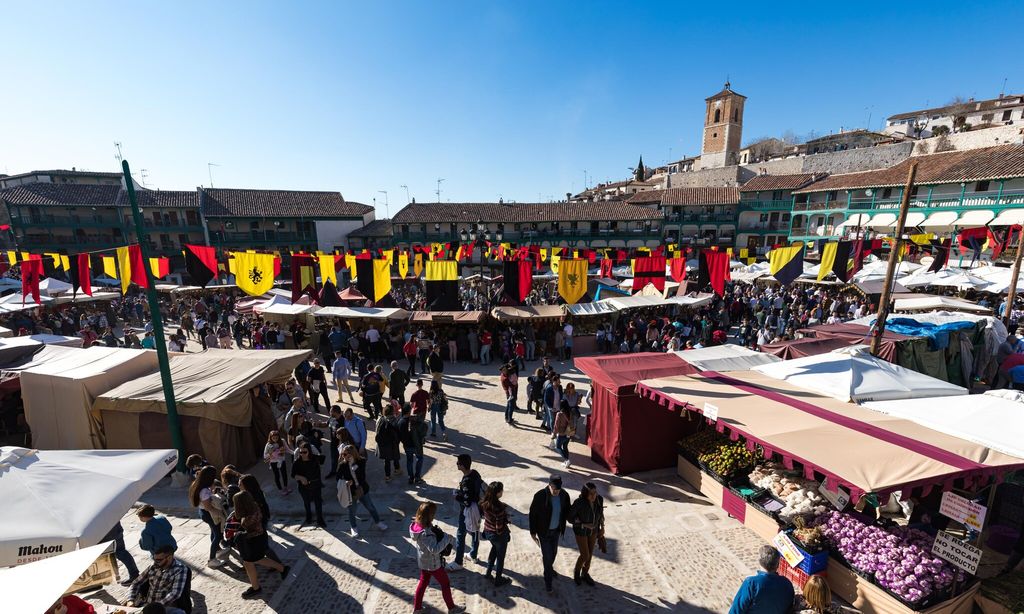 craftsman medieval market in chinchon