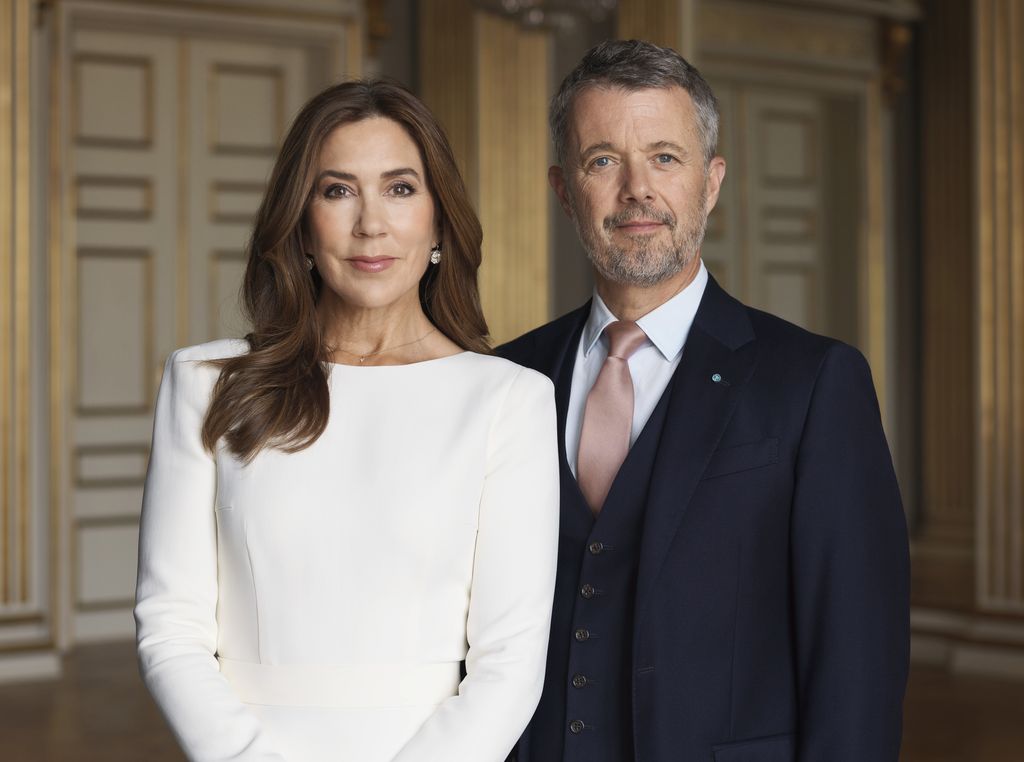 Federico y Mary de Dinamarca en sus nuevos retratos oficiales de noviembre de 2024