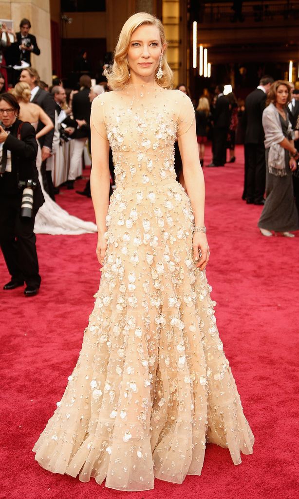 cate blanchett en 2014 con vestido de armani prive