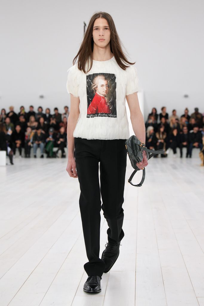 Paris Fashion Week: Loewe Spring/Summer 2025