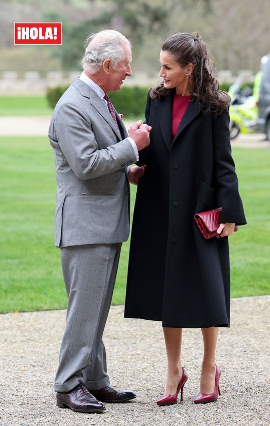 Reina Letizia y príncipe Carlos