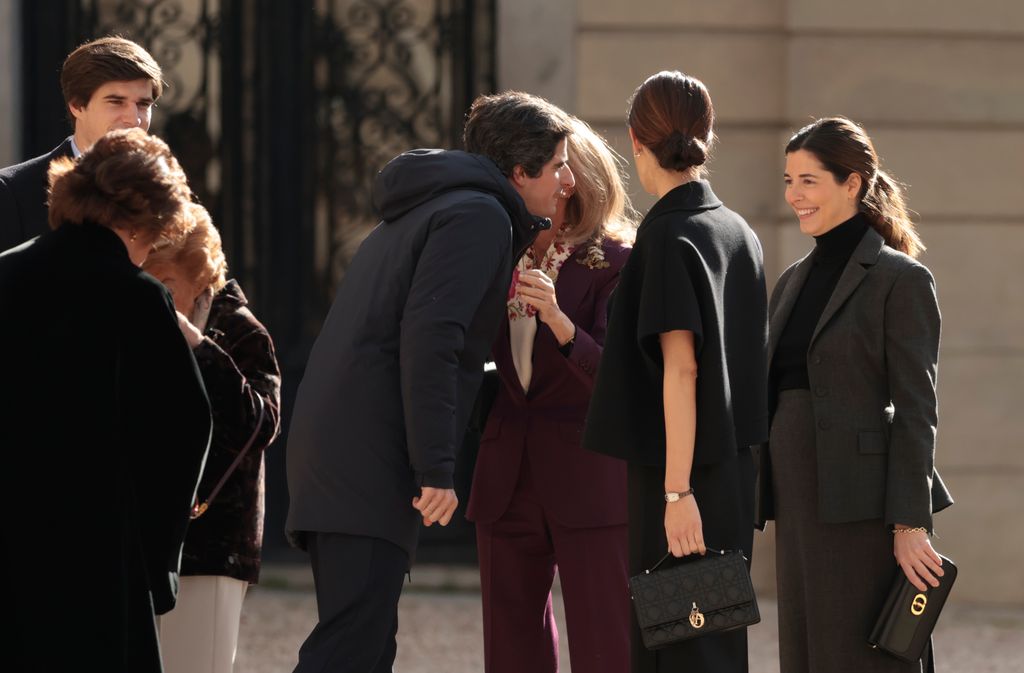 Los duques de Huéscar y los de Osorno con Alicia Koplovitz en el Palacio de Liria, Madrid